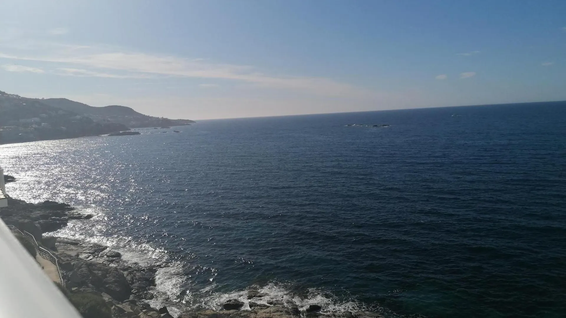 Apartamento En 1ª Linea Con Vistas, Piscina Y Acceso A Calanques - Es-258-97 Roses